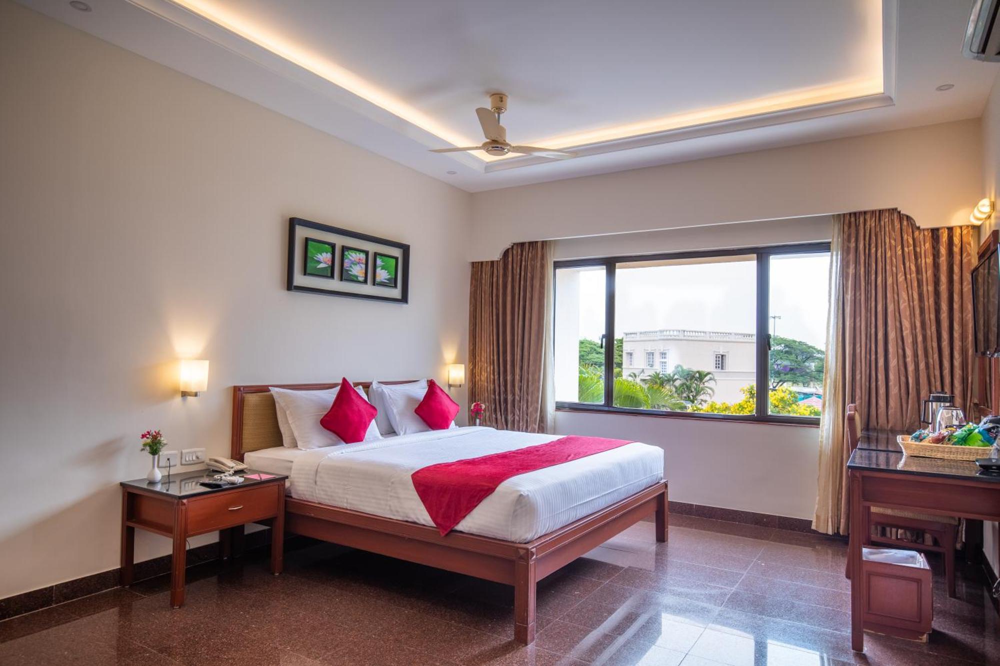 Jenneys Residency Hotel Coimbatore Phòng bức ảnh